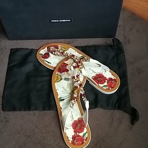 DOLCE & GABBANA Sandals - Picture 3 of 9